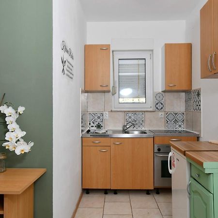 Apartments Novotny Banjol ภายนอก รูปภาพ