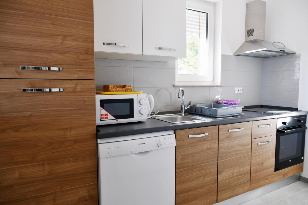 Apartments Novotny Banjol ภายนอก รูปภาพ