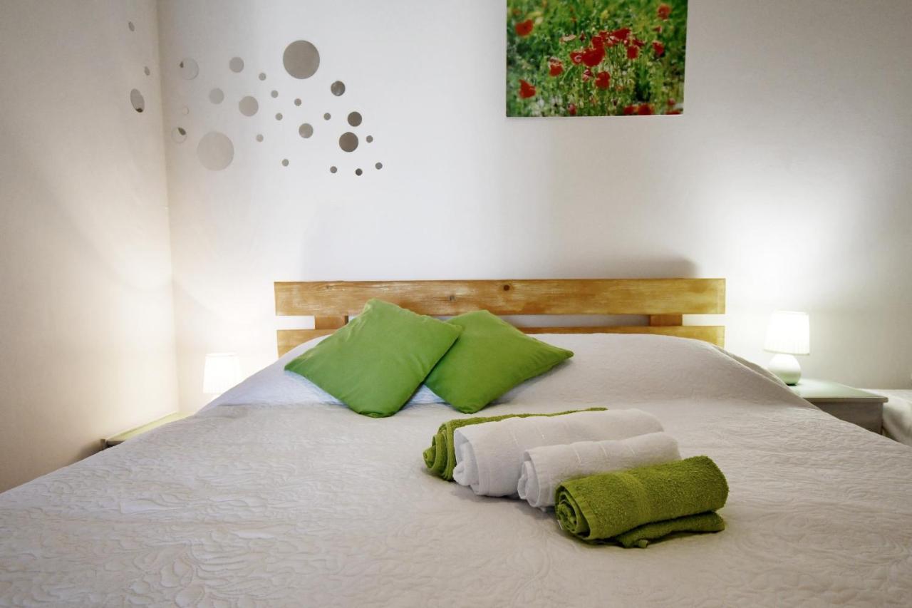 Apartments Novotny Banjol ภายนอก รูปภาพ